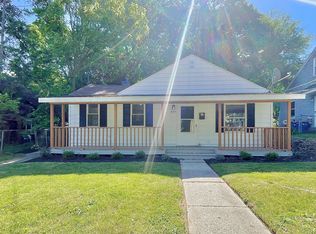 834 Spring Ave NE, Grand Rapids, MI 49503