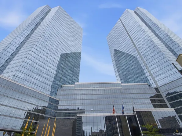 1 Renaissance Square #26G, White Plains, NY 10601