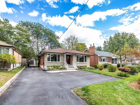 89 Harmony Rd N, Oshawa, ON L1G 6L1