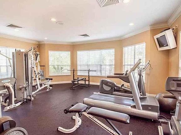 4th image of 520 Florida Club Blvd APT 105