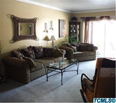2nd image of 3326 W Cambridge Avenue