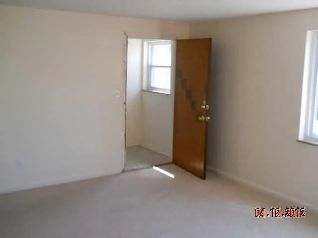 2512 Flanigan Ct — Photo 6