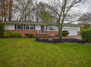 5693 Ryan Rd, Medina, OH 44256