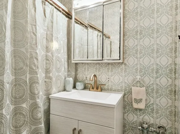 1702 East 28th Street image 14 of 16