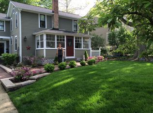 2 Franklin St, Geneva, IL