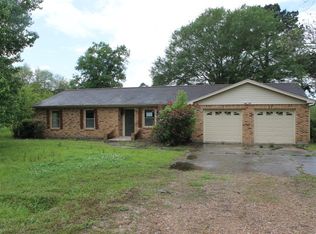 726 Suncrest Dr, Orange, TX 77630