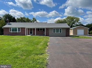 224 County Line Rd, Telford, PA 18969