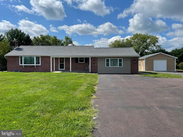 224 County Line Rd, Telford, PA 18969