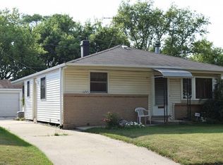 6245 S 26th St, Milwaukee, WI 53221
