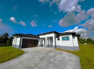 1318 Dixie Ave, Lehigh Acres, FL 33972