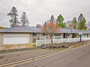 1190 SE Azalea St, Roseburg, OR 97470