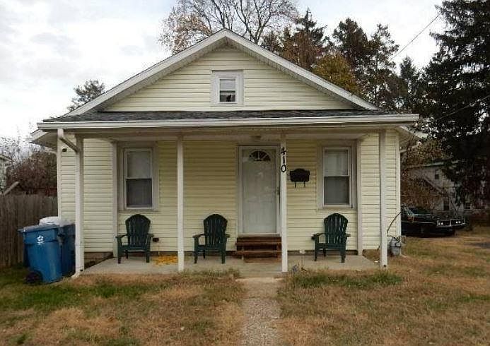1st image of 410 Armstrong Ave