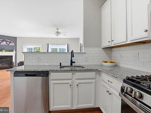 5th image of 526 Clearview Dr
