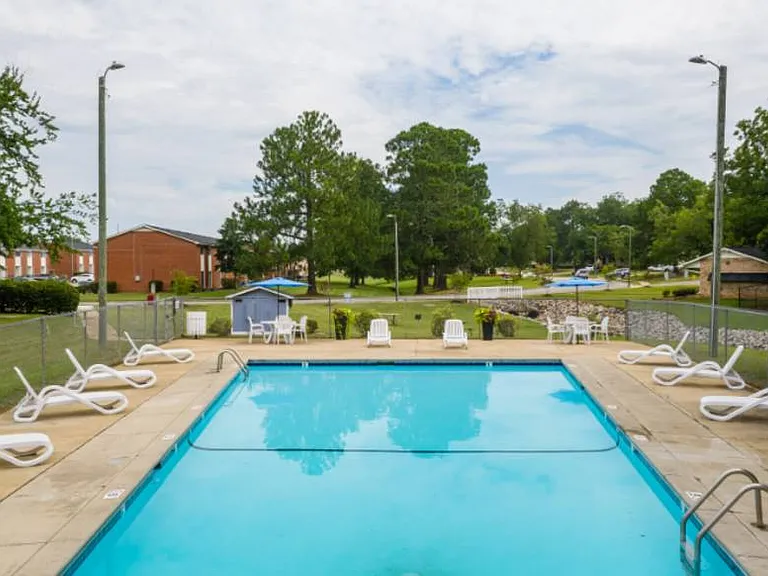 Branson Creek Commons — Photo 25