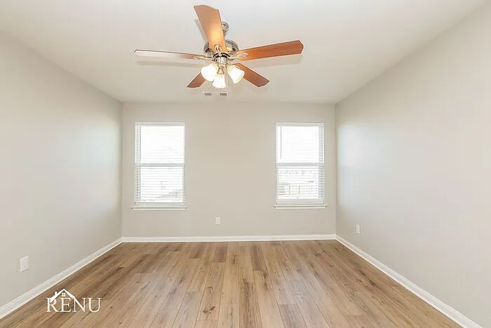 300 Sunnymeade Ln — Photo 9