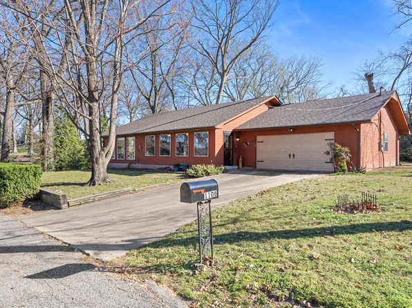 1106 Red Bud Dr, Grove, OK 74344