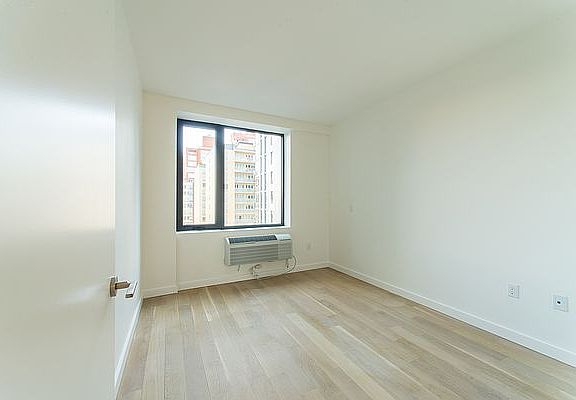 5th image of 41-15 23rd St #1A
