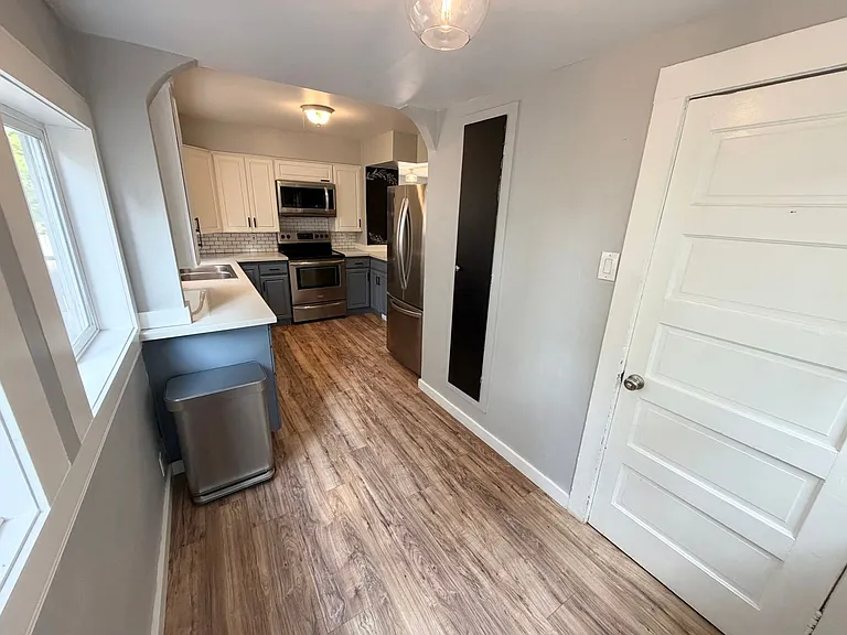 9216 N Portsmouth Ave — Photo 9
