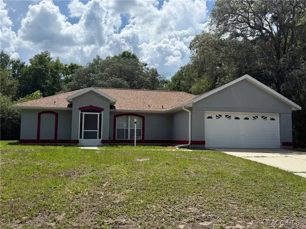 10608 N Ocean Dr, Citrus Springs, FL 34434