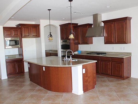 5th image of 21437 S 194th St