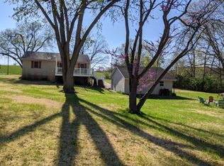 2366 Sommers Rd, Lake Saint Louis, MO 63367