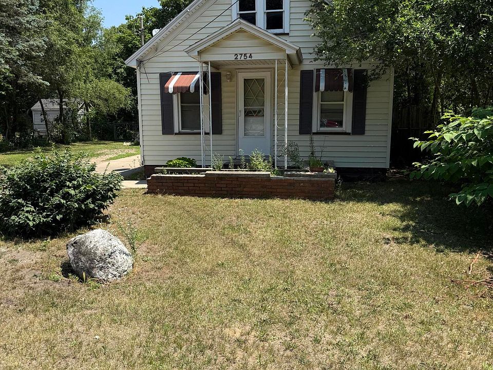 2754 Huizenga St, Muskegon, MI 49444 | Zillow