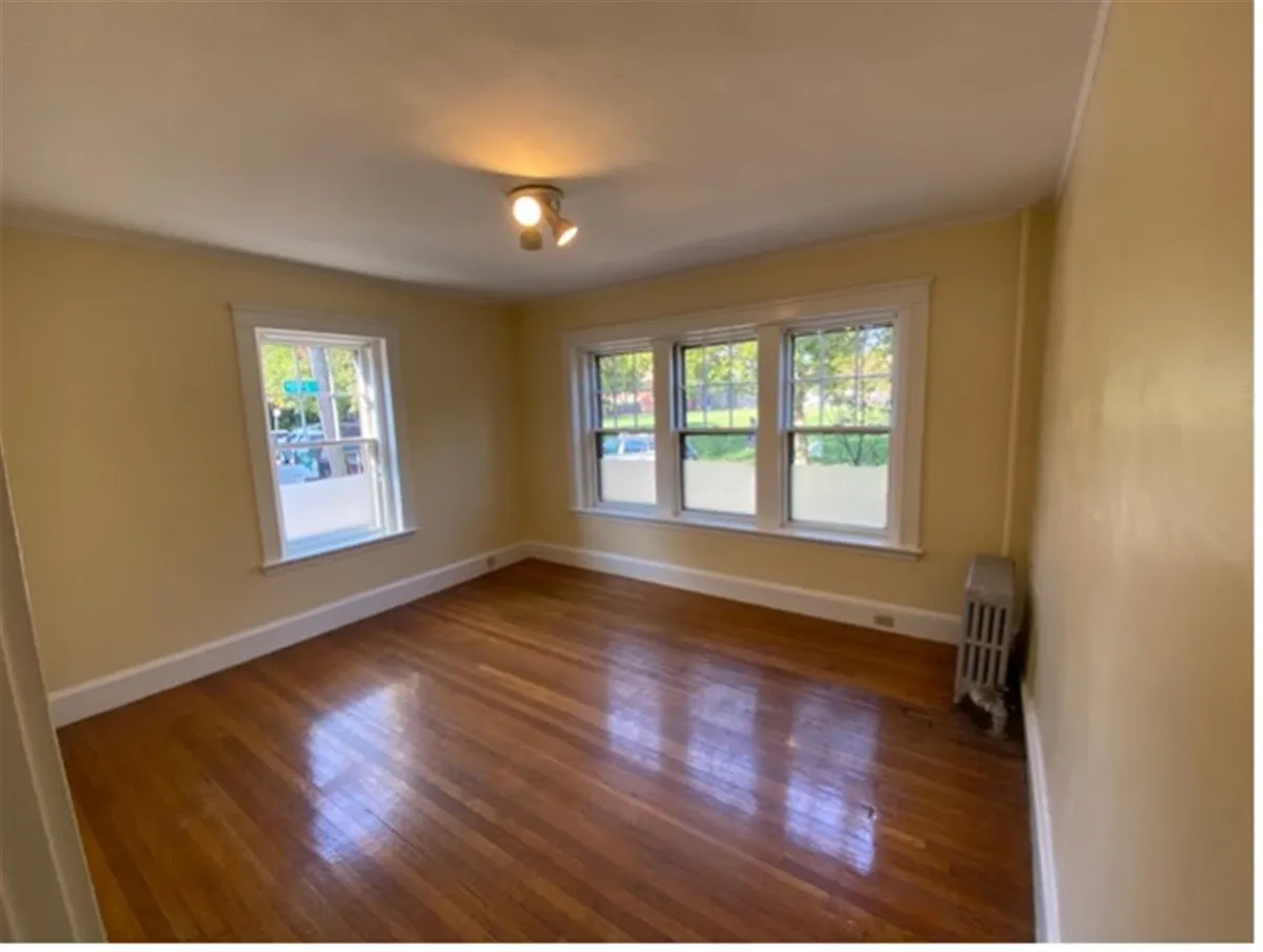 Building Photo - 168 Norfolk St #1
