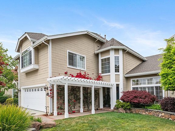 3rd image of 602 Harbor Colony Ct