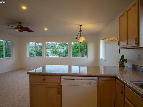 4th image of 141 Luakaha Cir