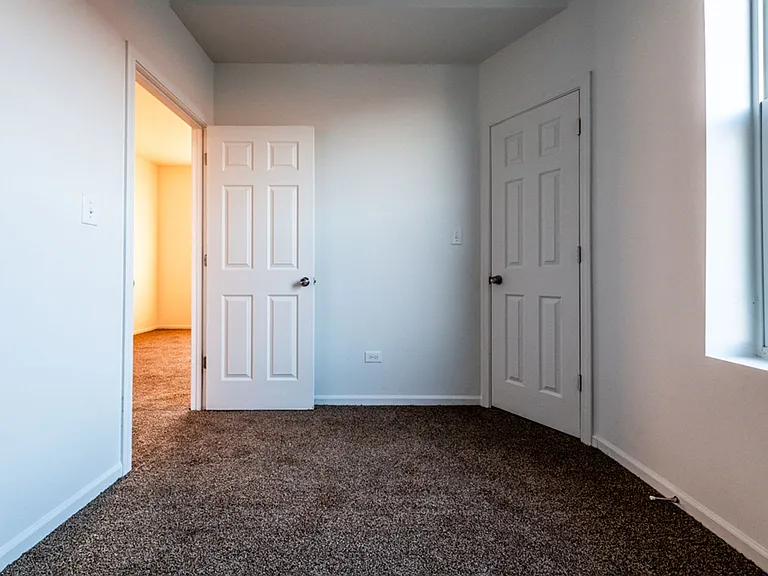 1630 S Sawyer Ave — Photo 9