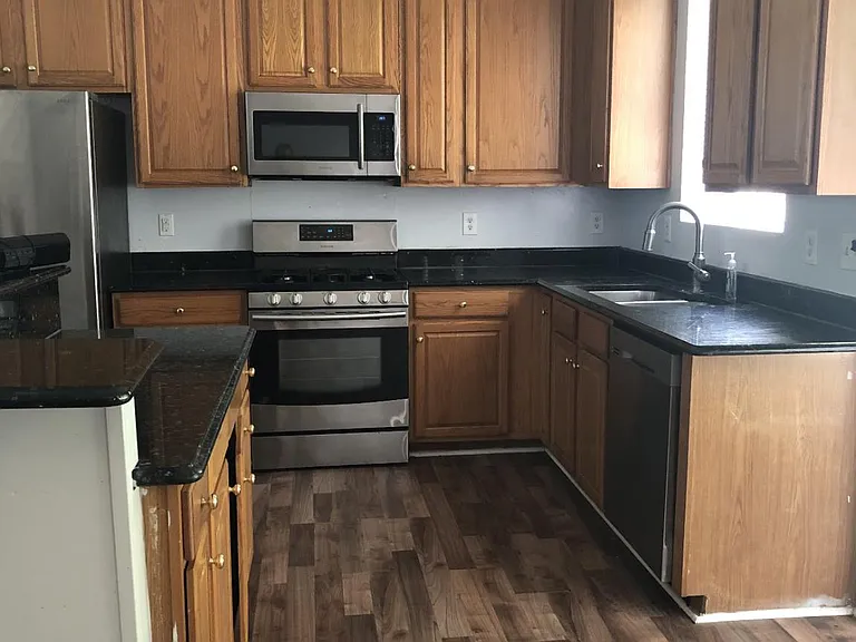 2417 Brathay Ct — Photo 7