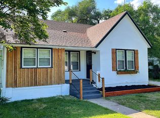 209 S Main St, Turon, KS 67583