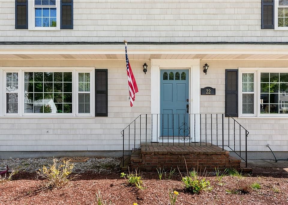 22 Thomas Leighton Blvd, Cumberland, RI 02864 Zillow