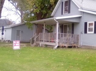 608 NE 2nd St, Morning Sun, IA 52640