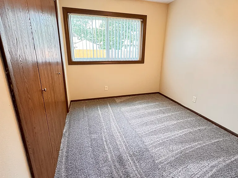 1847 Knox St #16 — Photo 14