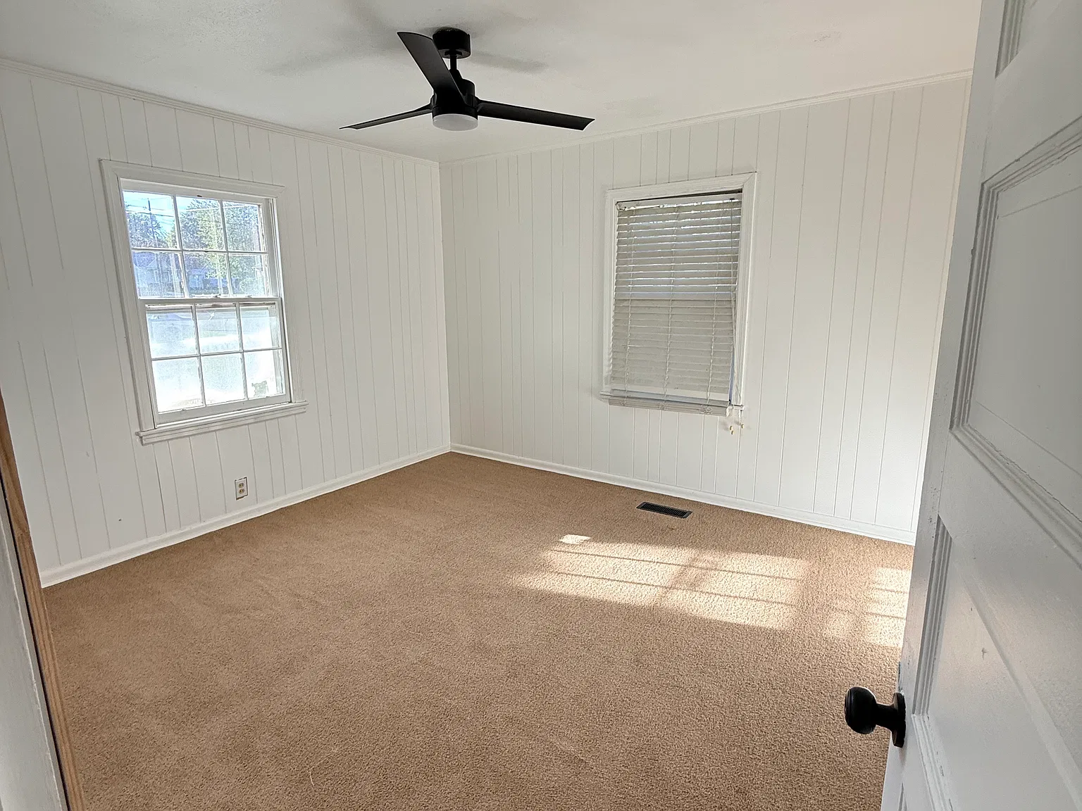 3 bed, 1187 sqft, $1,275 — Photo 2