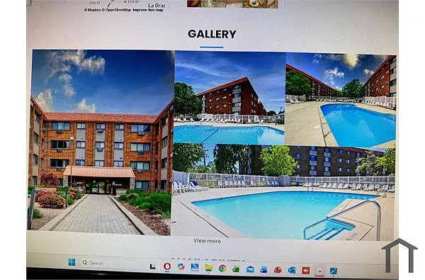 Building Photo - 1919 S Wolf Rd #412