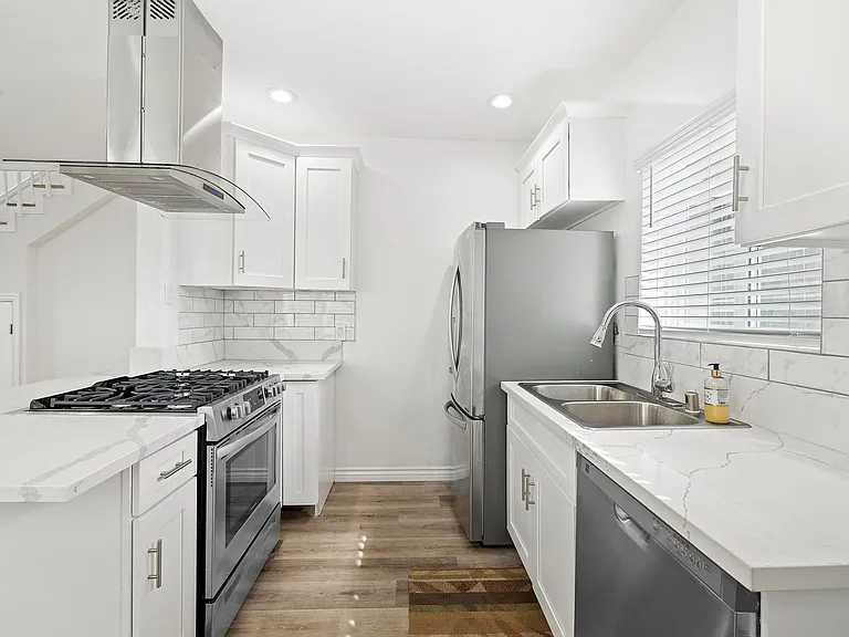 535 Wilson Ave #A — Photo 14