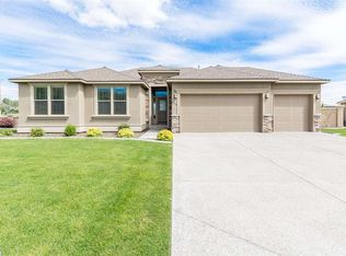 618 Chateau Ct, Richland, WA 99352