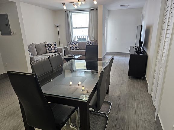 5th image of 3605 Indian Creek Dr APT 404