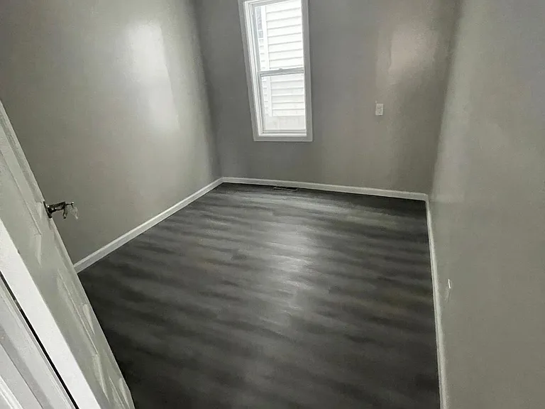 1001 Mathews Ave #1 — Photo 8