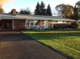 670 Upper Mountain Rd, Lewiston, NY 14092