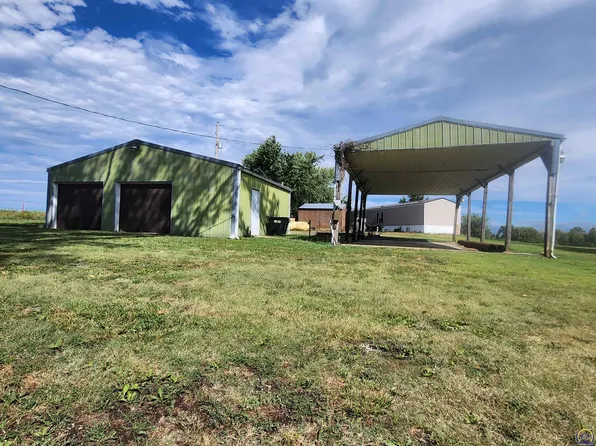 80 Eureka Lake Rd, Eureka, KS 67045
