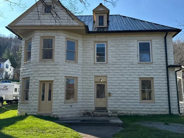 311 Virginia Ave, Bluefield, VA 24605