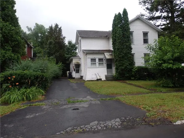 7 Haigh St, Seneca Falls, NY 13148