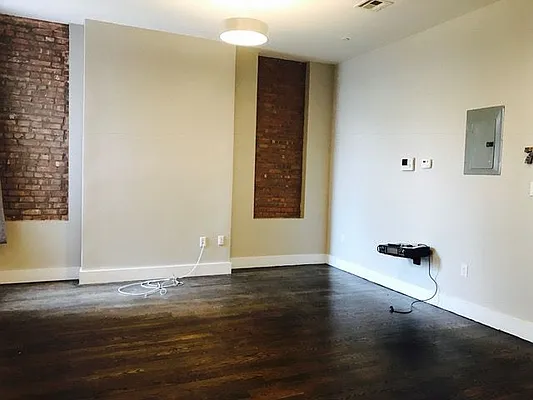 Rented by null | media 2