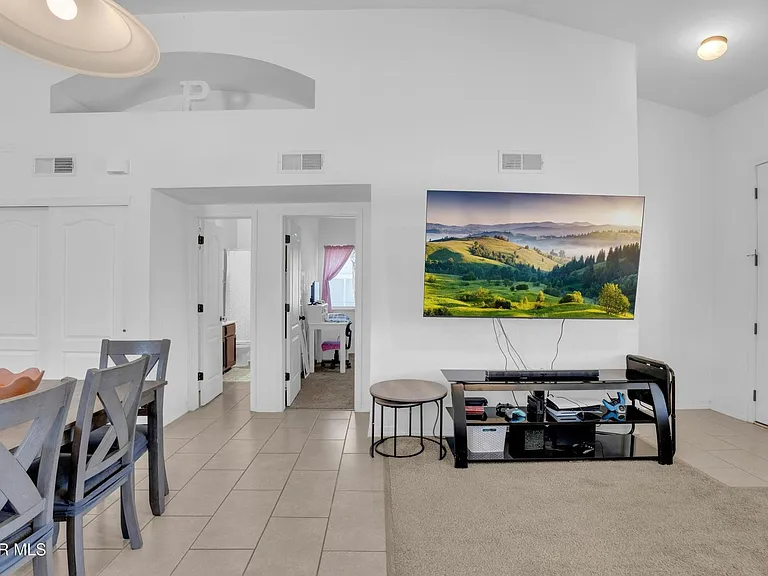 14364 Nick Drahos Ln — Photo 7
