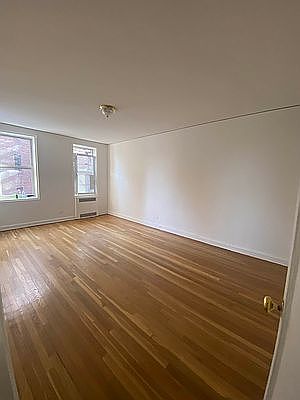 5th image of 83-43 118th St APT 66B