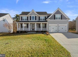 24018 Woodmore Dr, Hollywood, MD 20636