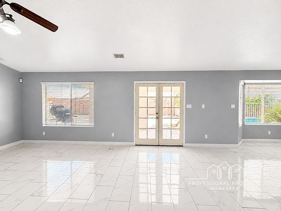 3rd image of 3557 W 27th Pl
